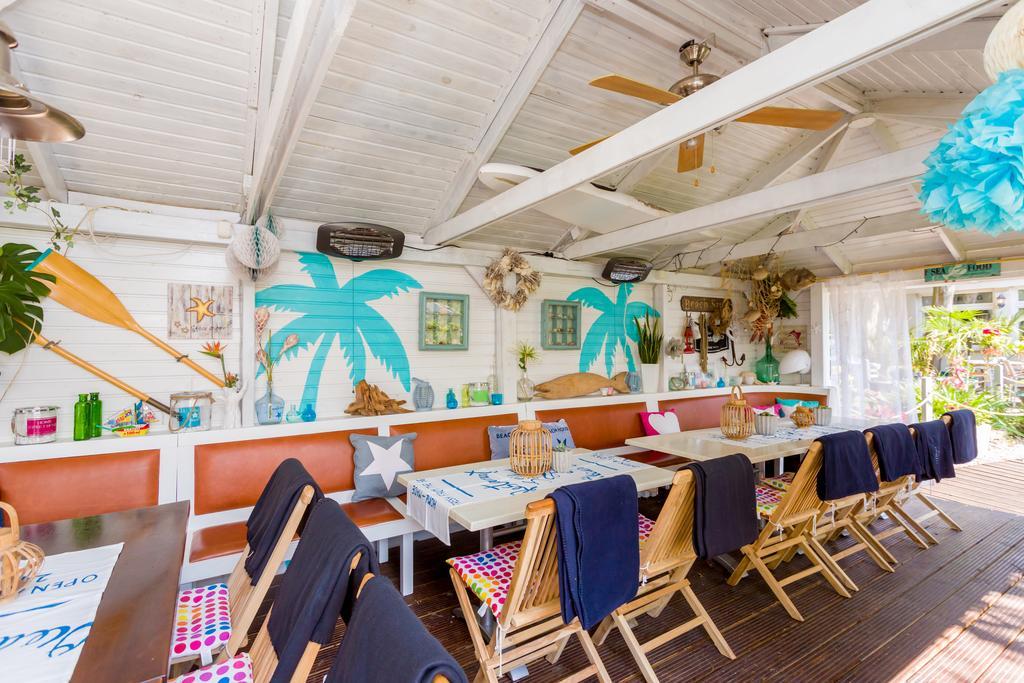 Hotel & Restaurant Am Bodden พุทบัส ภายนอก รูปภาพ